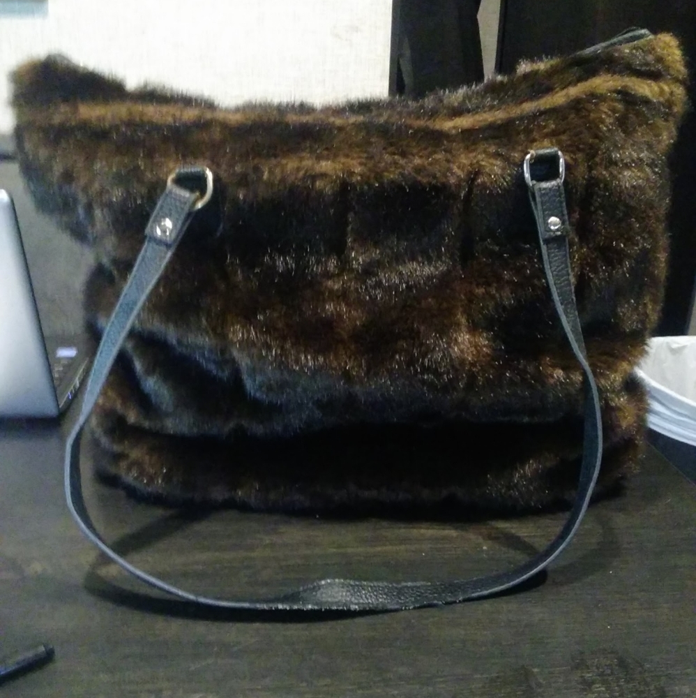 Fabulous Furs brown purse wore once top notch, real fur